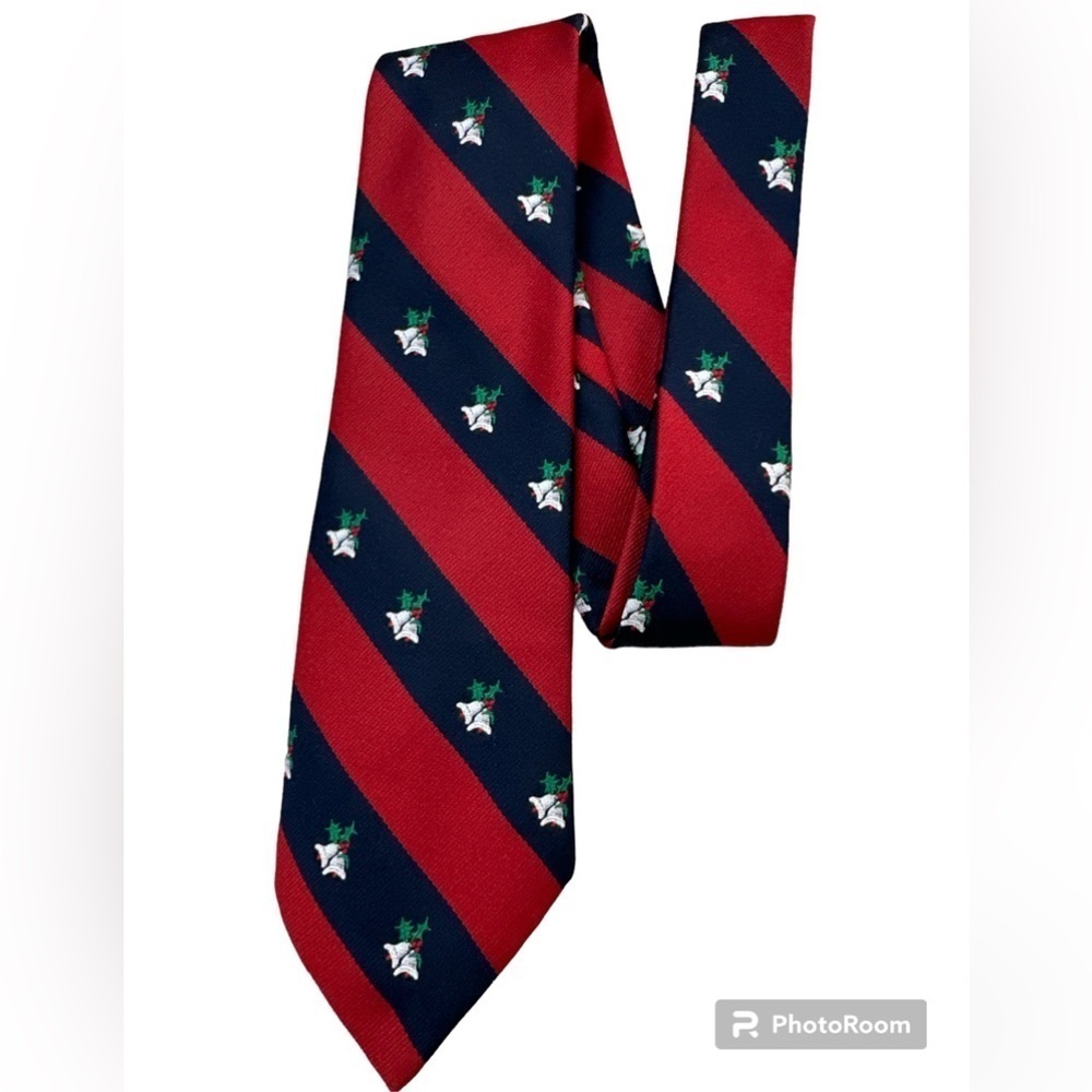Country Clubs Christmas Themed Tie Striped Ted/White/Blue With Bells Polyester